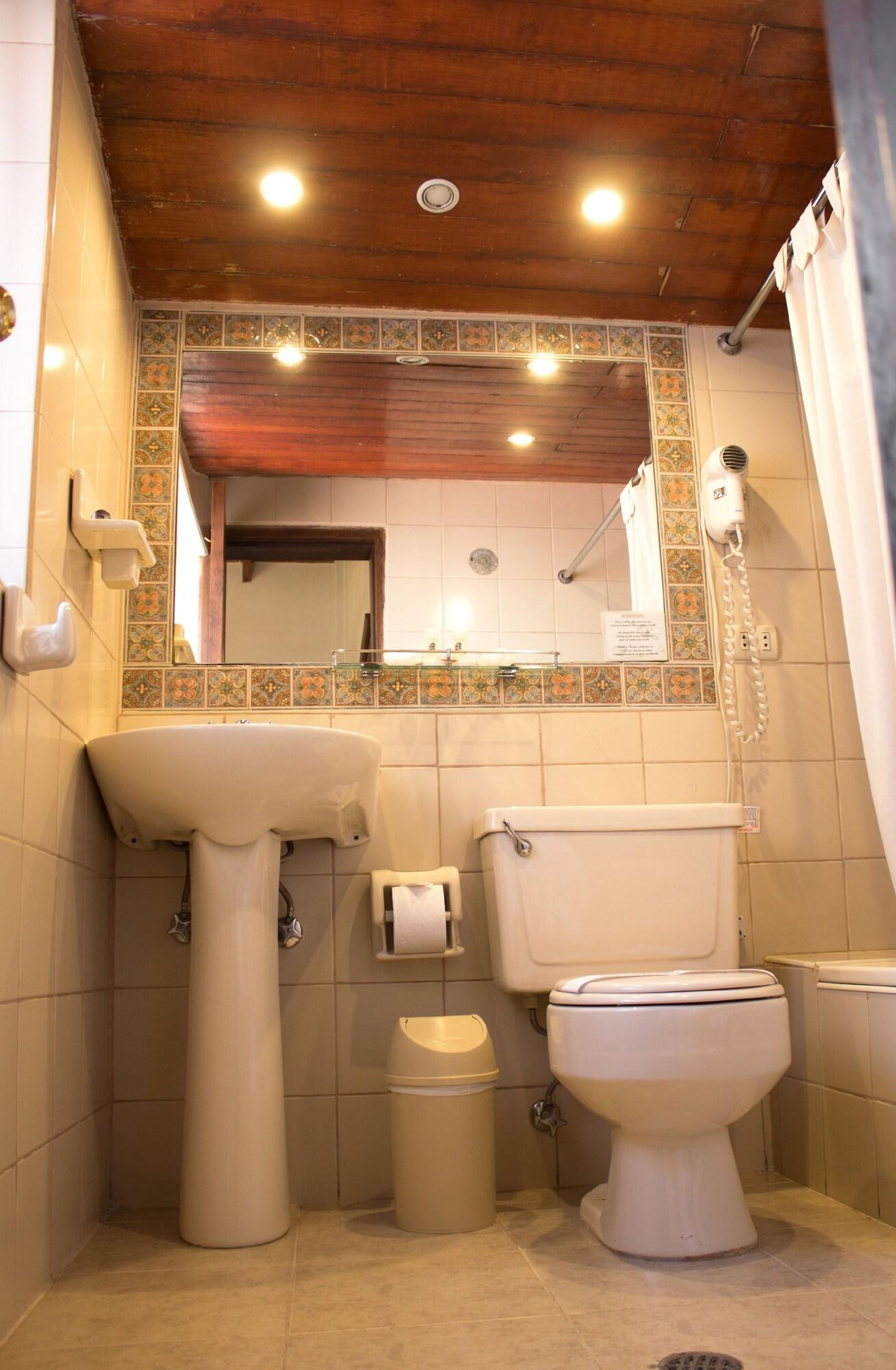 Hotel Kituandes 3*